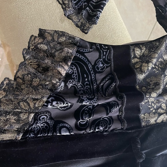 Silk Aris A Velvet & Lace jacket, bell sleeves, peplum style waist, 1XL - Picture 6 of 16